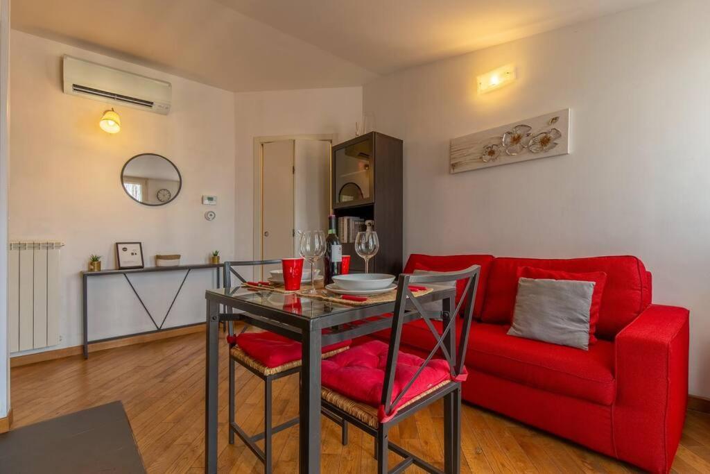Apartamento Unique & Strategic Flat, 50M From M4 Station Milán Exterior foto